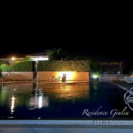 Villa Nivessa San Teodoro  Buitenkant foto