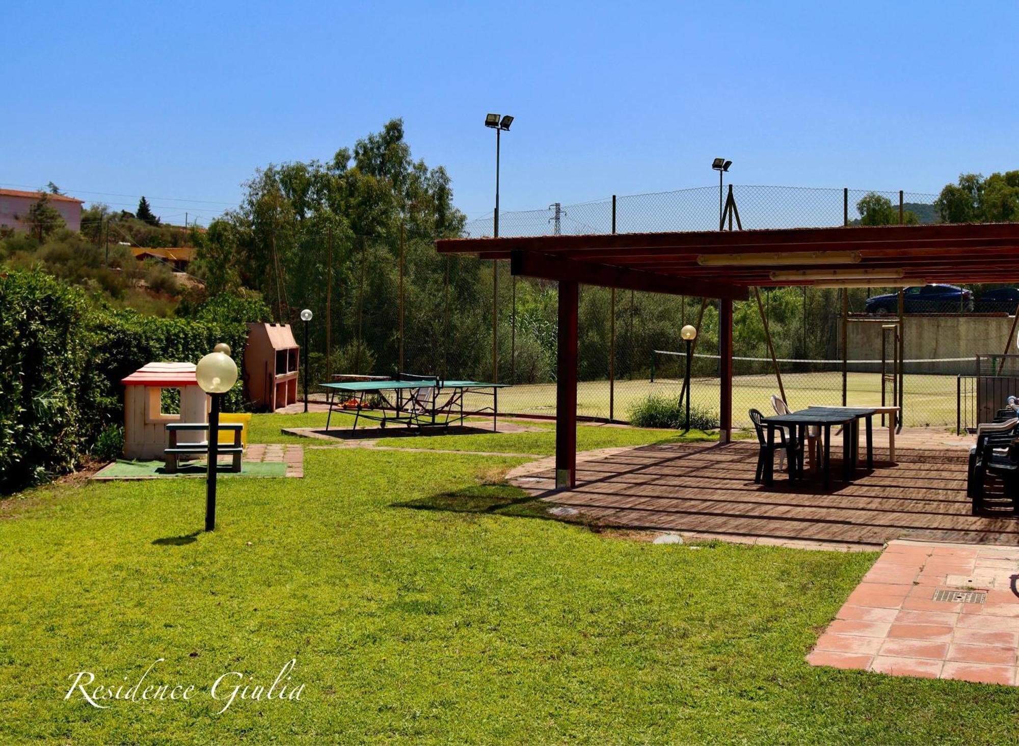 Villa Nivessa San Teodoro  Buitenkant foto